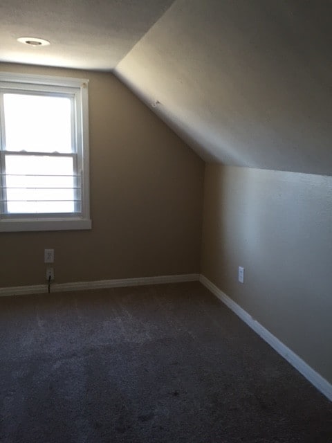 Building Photo - 126 E Vine St