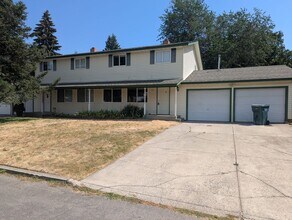 Building Photo - 1108 N 16th St