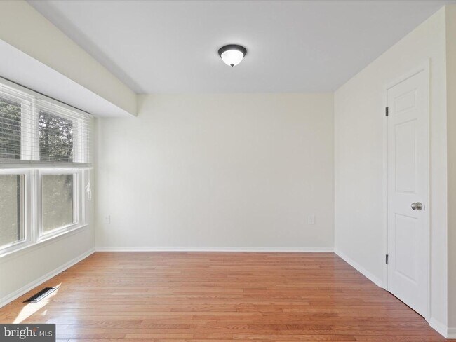 Building Photo - 6307 Trevilian Pl