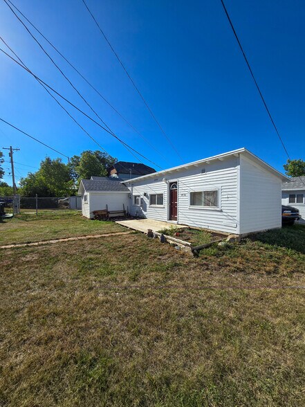 Building Photo - 515 E New York St