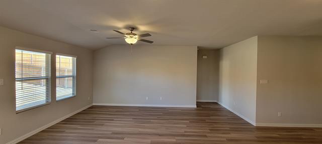 Building Photo - 2644 Oneida Ln