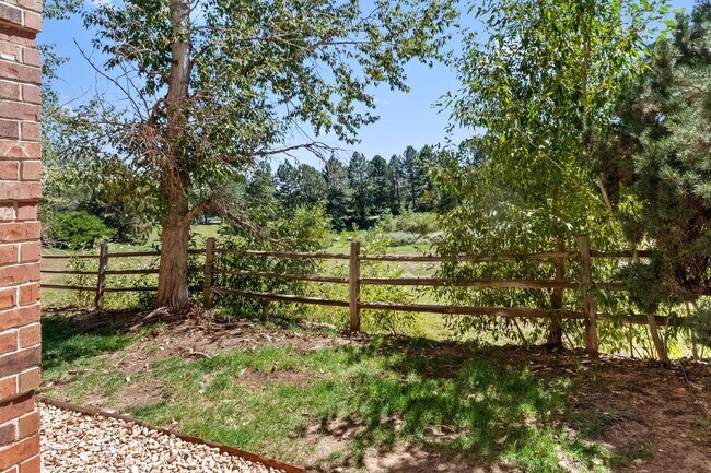 Building Photo - Cozy 3 Bed Littleton Condo