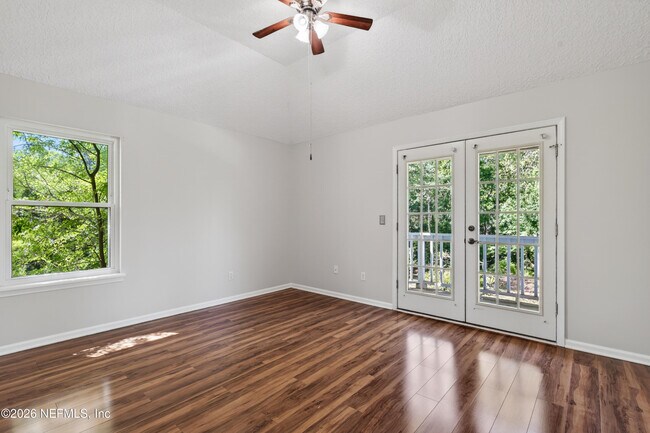 Building Photo - 413 River Birch Ln