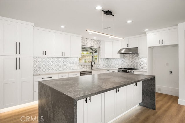 Building Photo - 2932 Pemba Dr