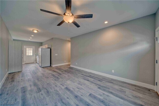 Building Photo - 610 San Lorenzo St