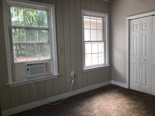 Building Photo - 1003 Silver Ave