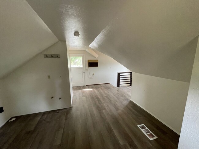 Building Photo - 6353 Forest Ln