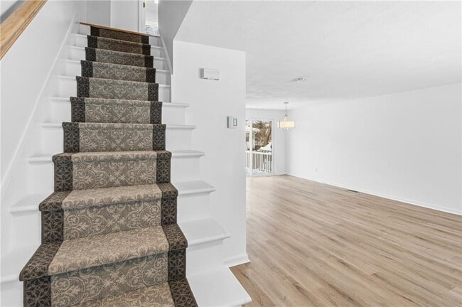 Building Photo - 23 Benefit St