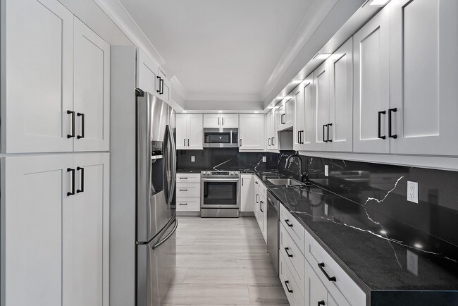 Building Photo - 3456 S Ocean Blvd