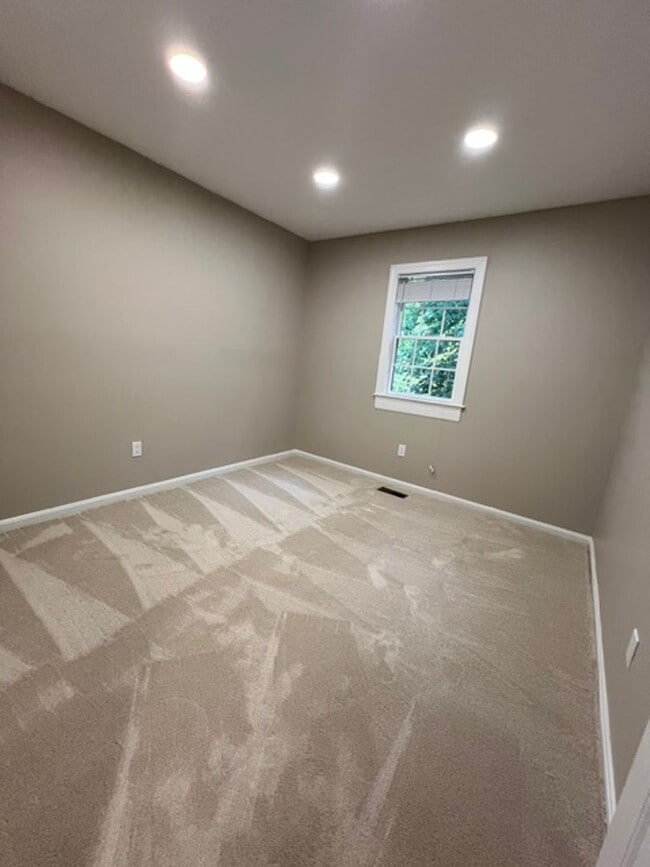 Building Photo - 11737 Dry River Ct