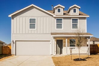 Building Photo - 5931 Poolside