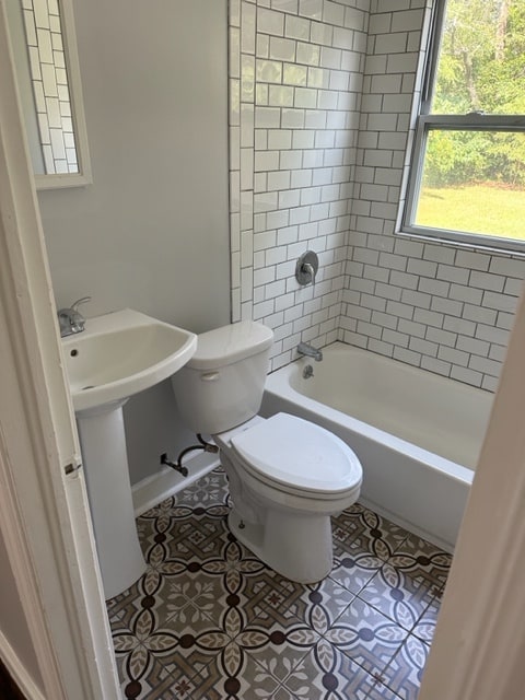 Building Photo - 603 Brunson Ave