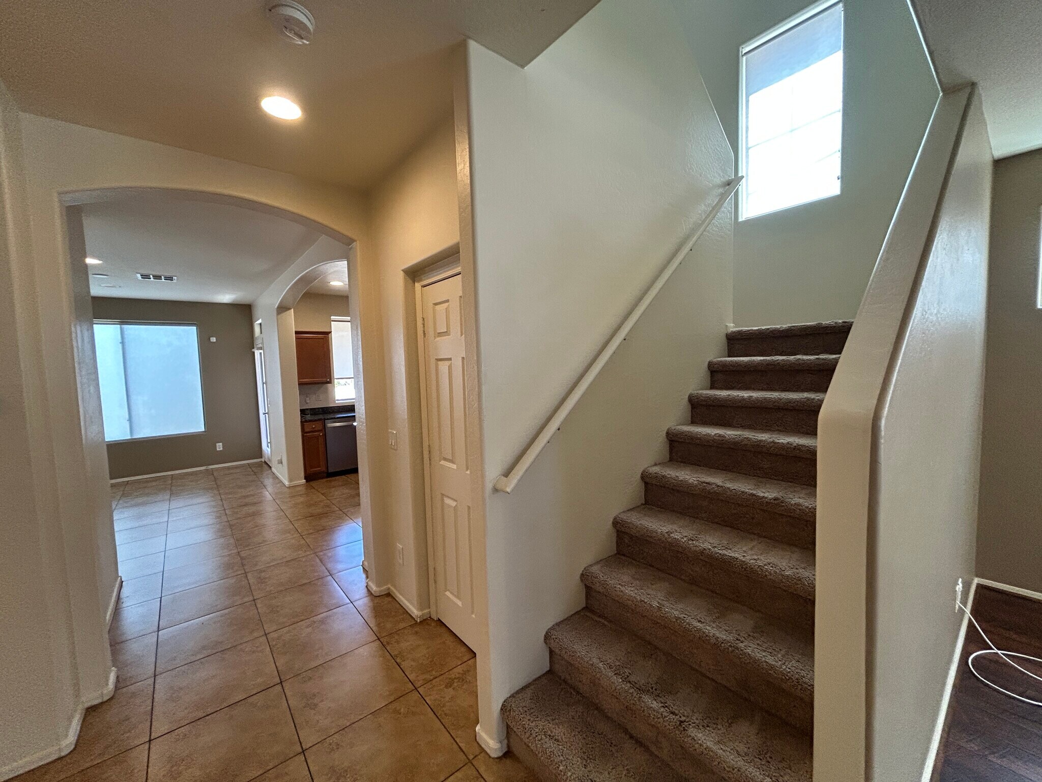 Building Photo - 3161 S Southwind Dr