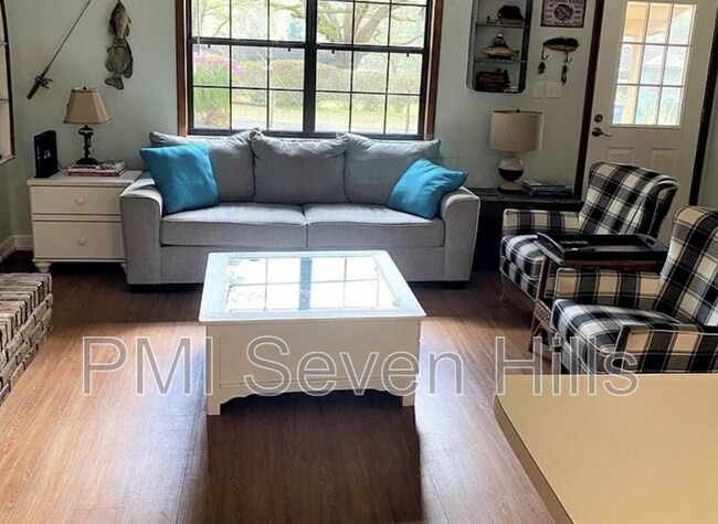 Building Photo - 18828 Star Hill Ln