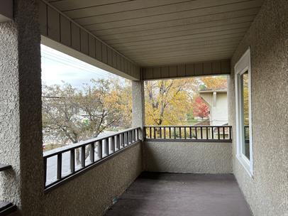 Building Photo - "Charming 2-Bedroom Minneapolis Retreat - Spacious 960 Sq. Ft. Home!"