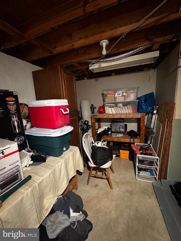 Building Photo - 13025 Gershwin Way