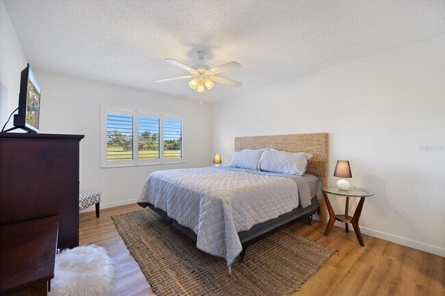 Building Photo - 822 Capri Isles Blvd