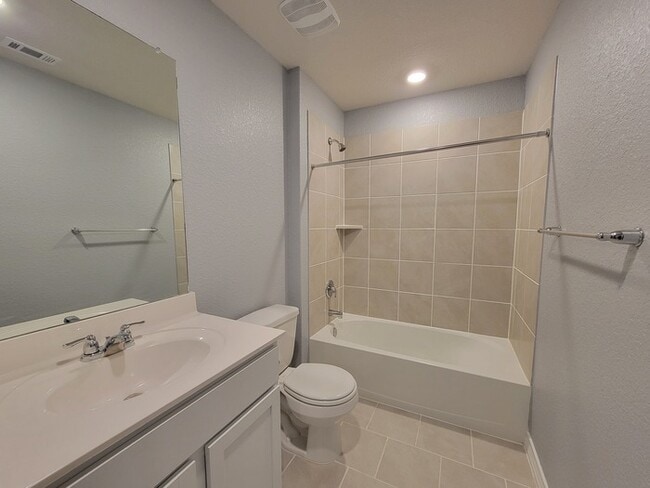 Building Photo - Brookstone Creek Beauty – 4 Bedrooms, 3 Bathrooms, and Smart Features Throughout