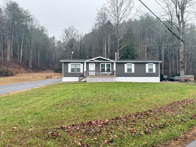 Building Photo - 141 Spivey Mountain Rd