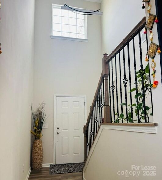 Building Photo - 15213 Lake Ridge Rd