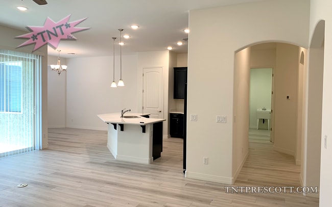 Building Photo - Home in Granville HOA