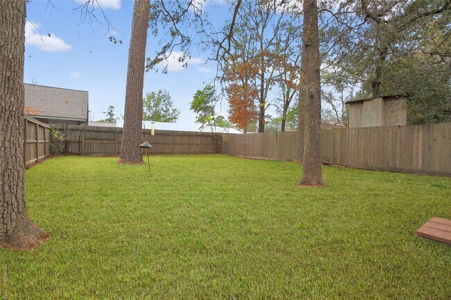 Building Photo - 601 Chateau Woods Pkwy Dr