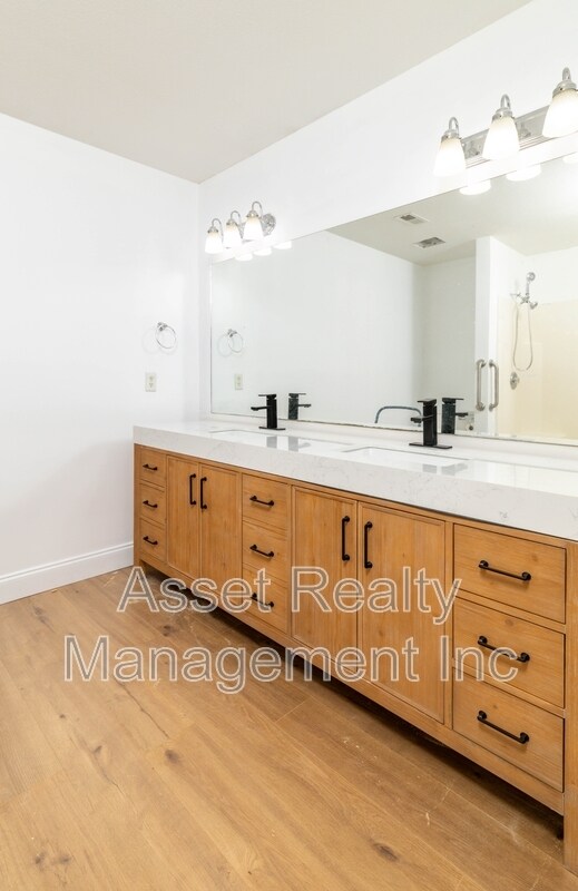 Building Photo - 7037 Wakan Ln