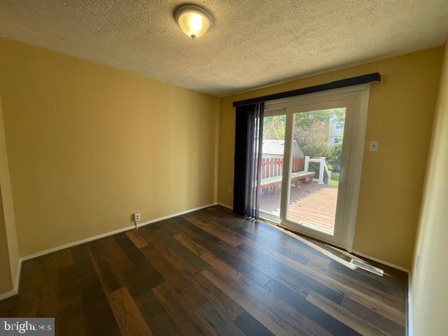 Building Photo - 105 Long Meadow Ct