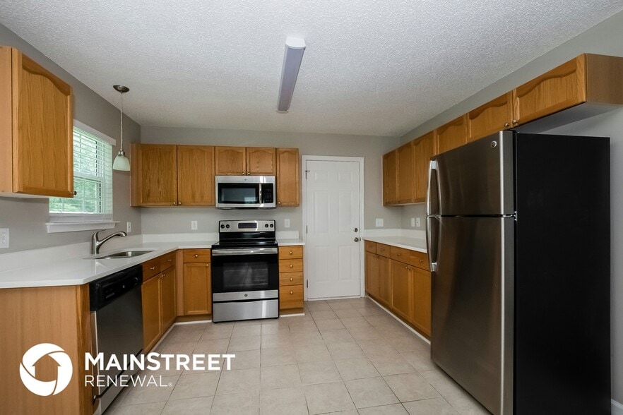 Building Photo - 6415 Goldenblush Cir