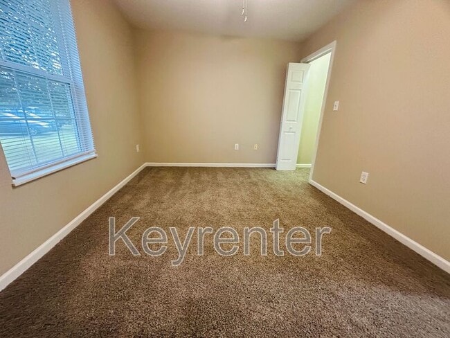 Building Photo - 253 Dumplin Ln