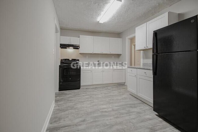 Building Photo - 416 Crescent Ave