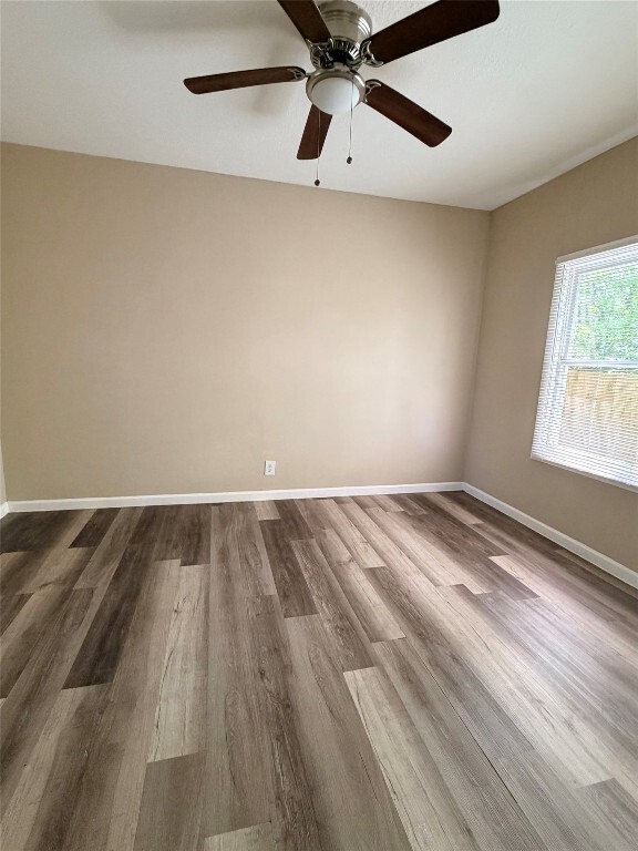 Building Photo - 516 Hurst Pl