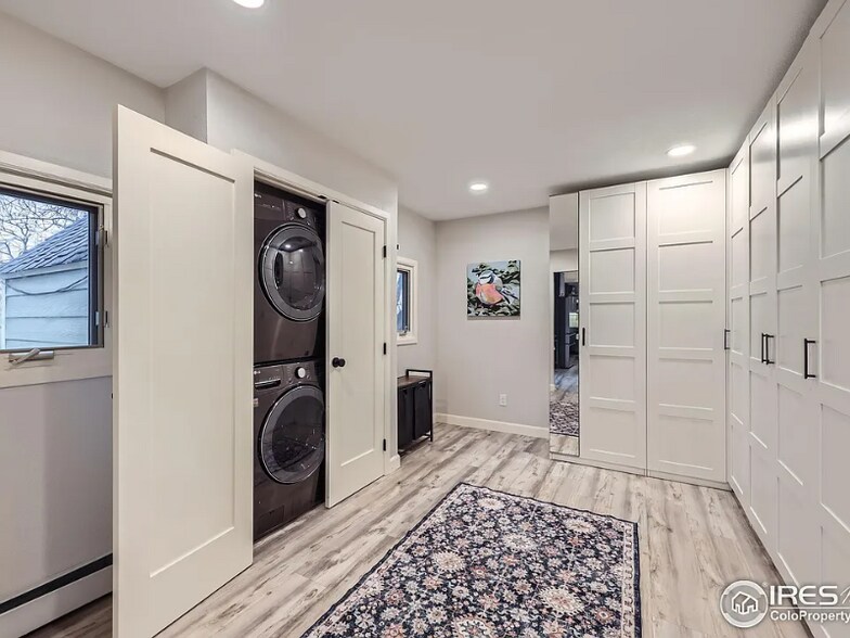 Building Photo - 620 State Hwy 52