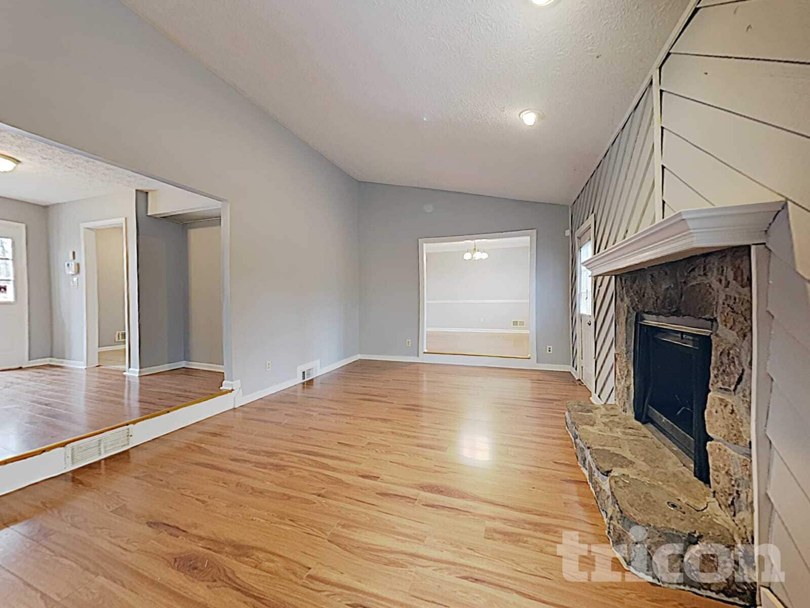 Building Photo - 5712 Albans Way