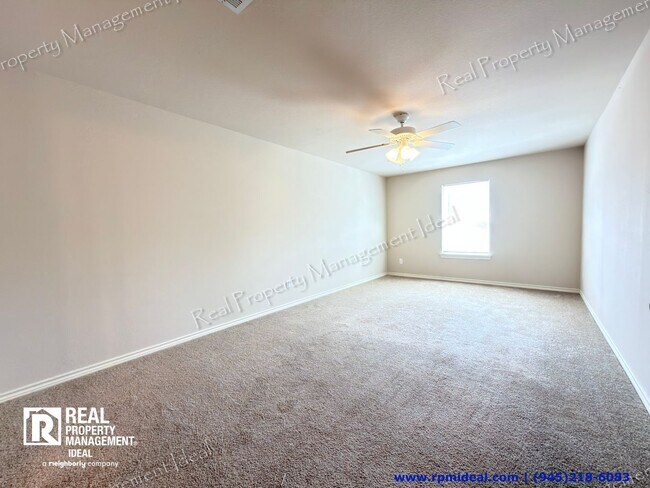 Building Photo - 916 Parkplace Ridge