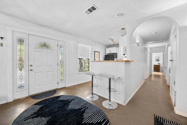 Building Photo - 14811 Foy Dr