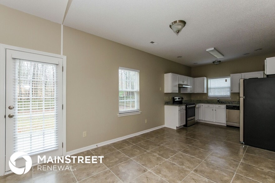 Building Photo - 4704 Waterbell Ln