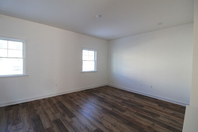 Building Photo - Brand New Luxury 4-Bedroom Townhome with a garage at The Townes at Congers Creek – Phase 3