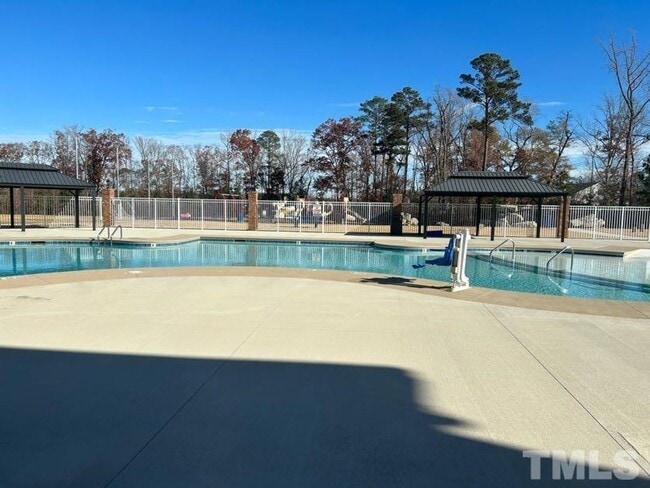 Building Photo - 2728 Chert Ln