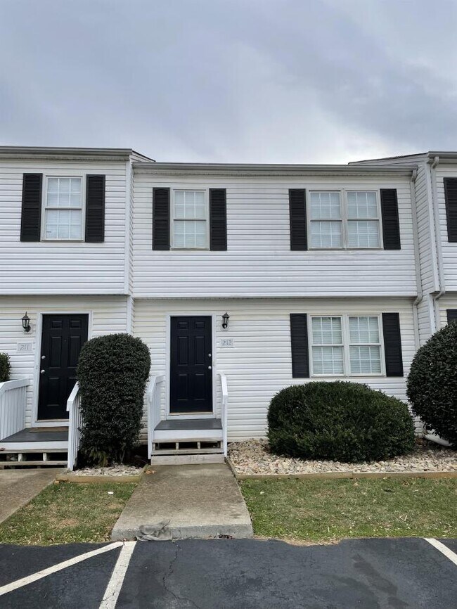 Building Photo - 2 bedroom in Forest VA 24551