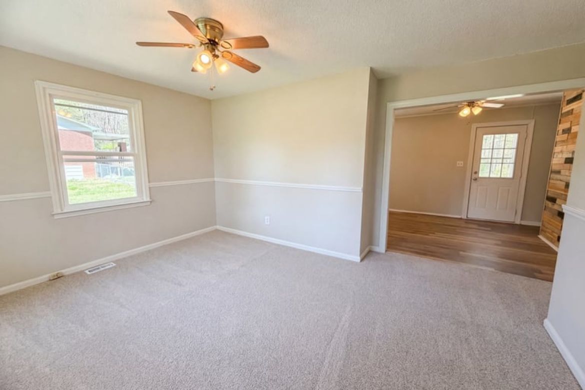 Building Photo - 4402 Ginger Dr