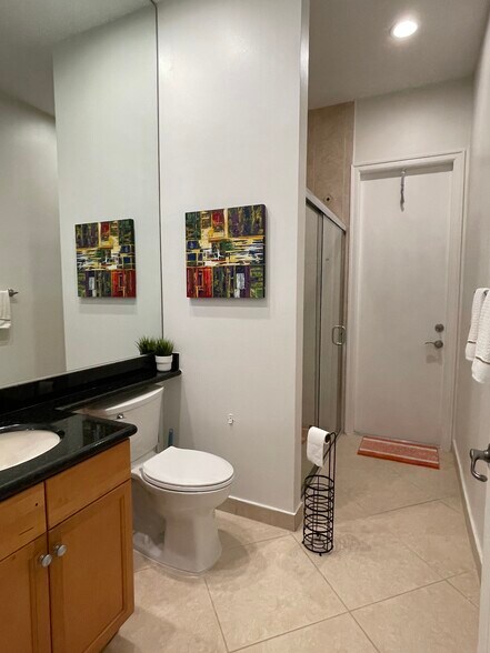 Bathroom - 15001 SW 33rd St
