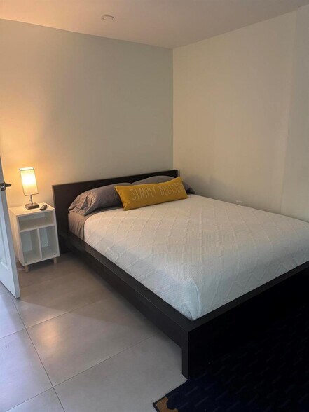 Building Photo - 2314 Pinecrest Ct