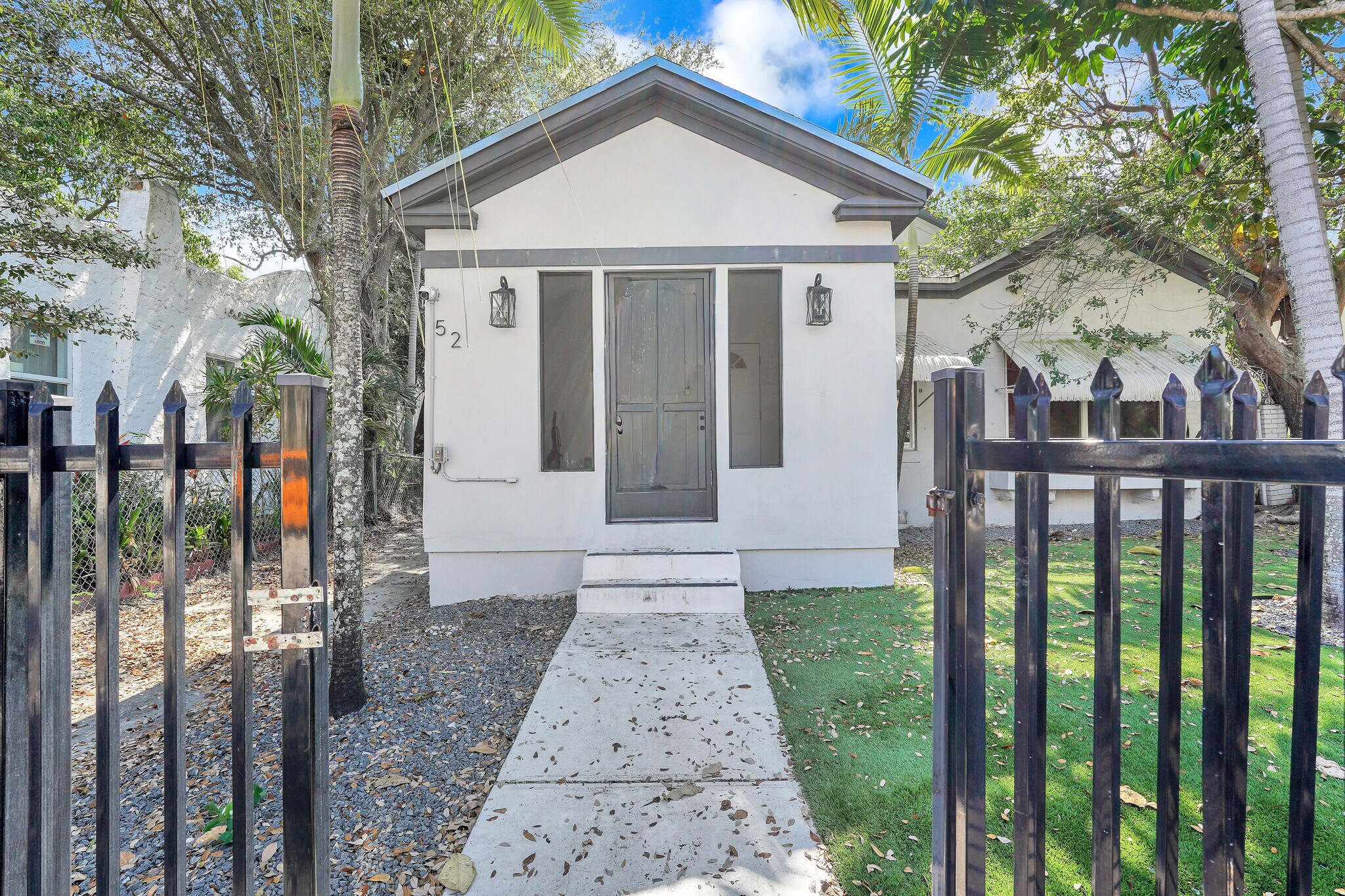 Building Photo - 52 NW 47th Ter