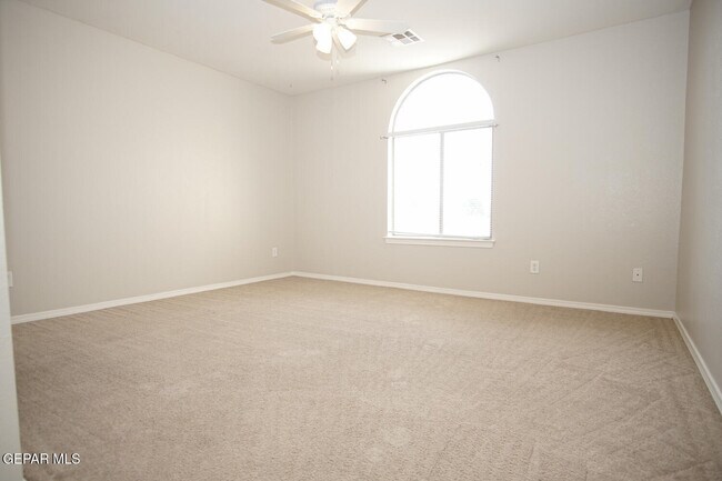 Building Photo - 14206 Otter Point Ct