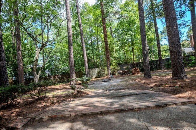Building Photo - 3356 Quarry Dr