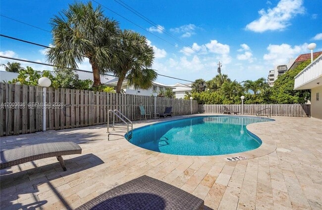 Building Photo - 200 Galen Dr