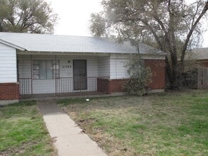 Building Photo - 2709 Duncan Dr