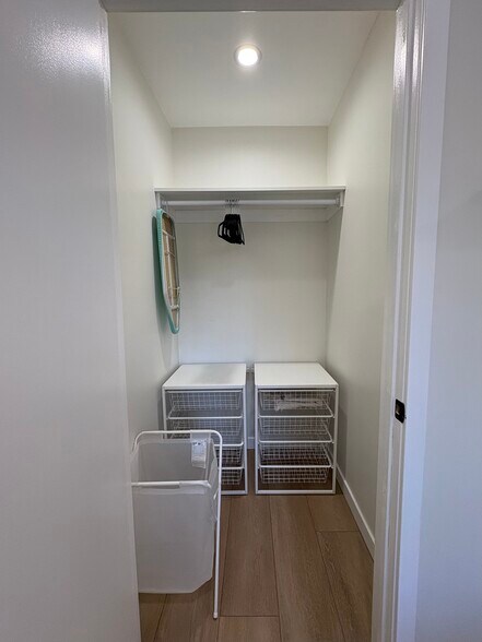 Building Photo - 5775 W 74th St