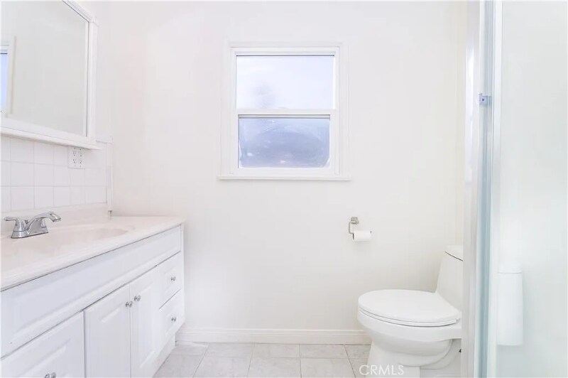 Building Photo - 7916 Limerick Ave